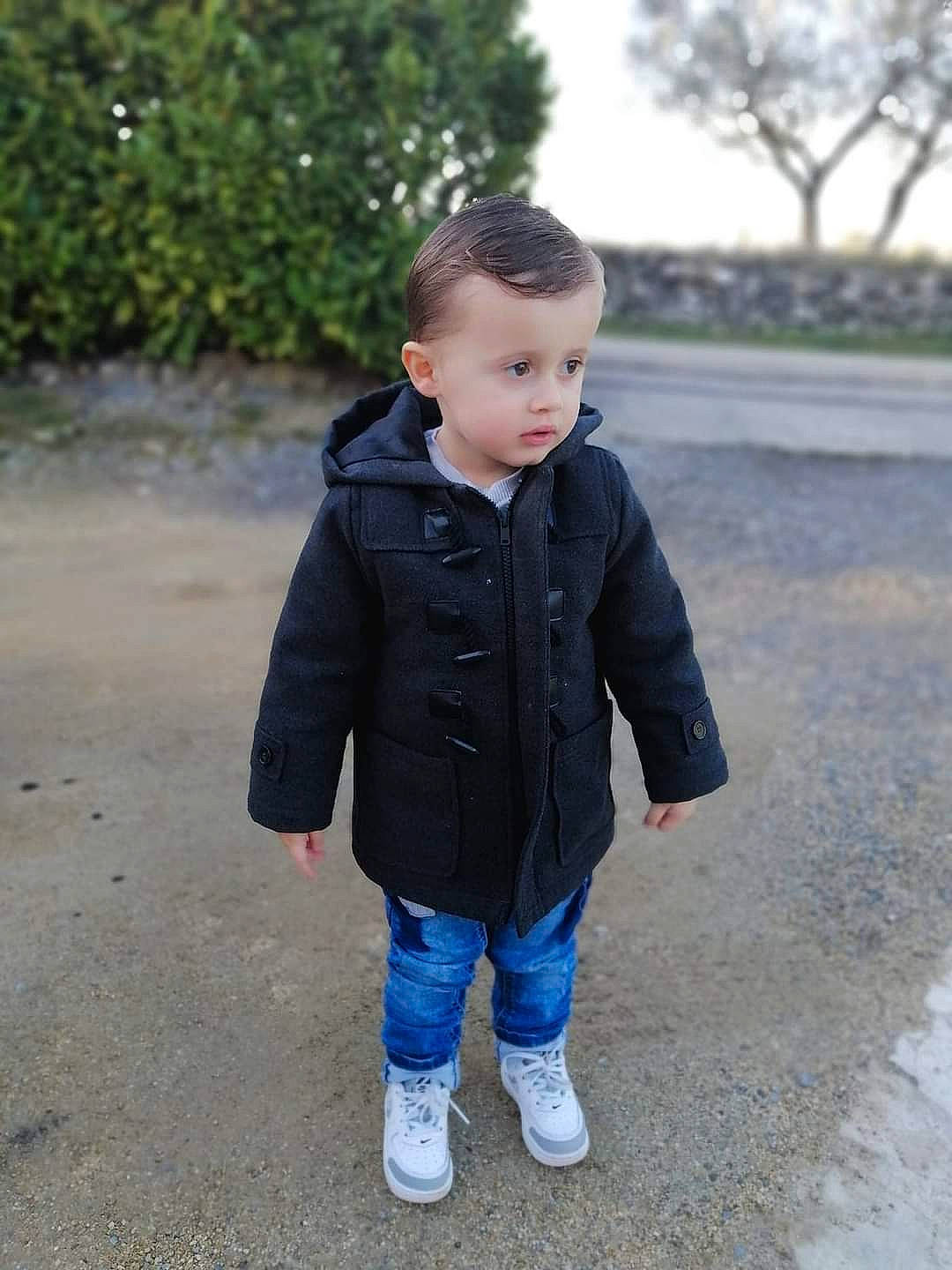 Aaron participe au concours pour gagner de l'argent avec cette photo : baby_toddler_clothing, child, clothing, cool, denim, jacket, jeans, outdoor_shoe, outerwear, person, shoe, sleeve, standing, street_fashion, toddler, trousers, walking_shoe