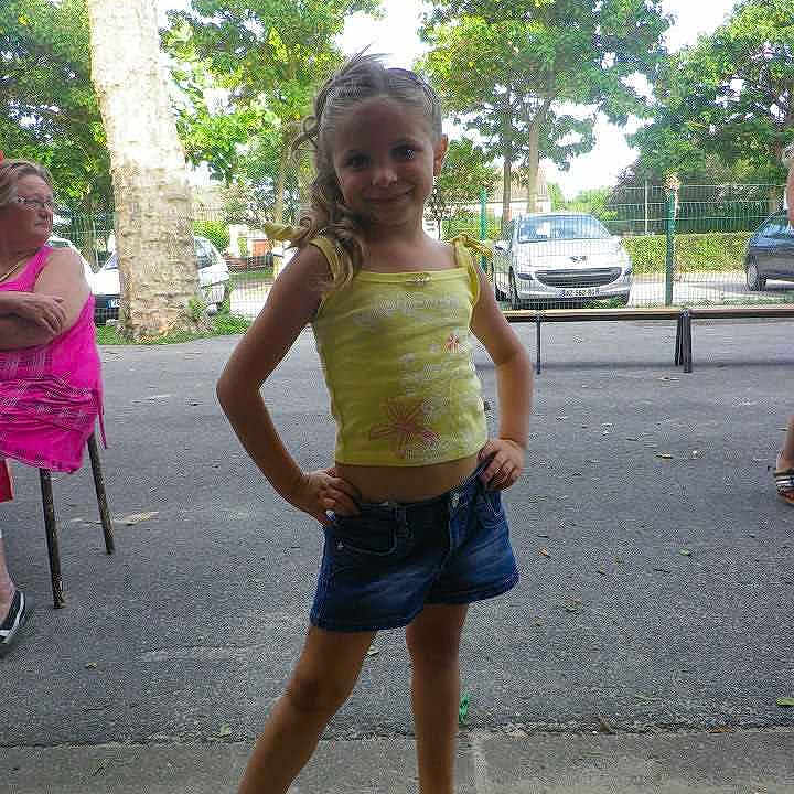 Clara participe au concours pour gagner de l'argent avec cette photo :