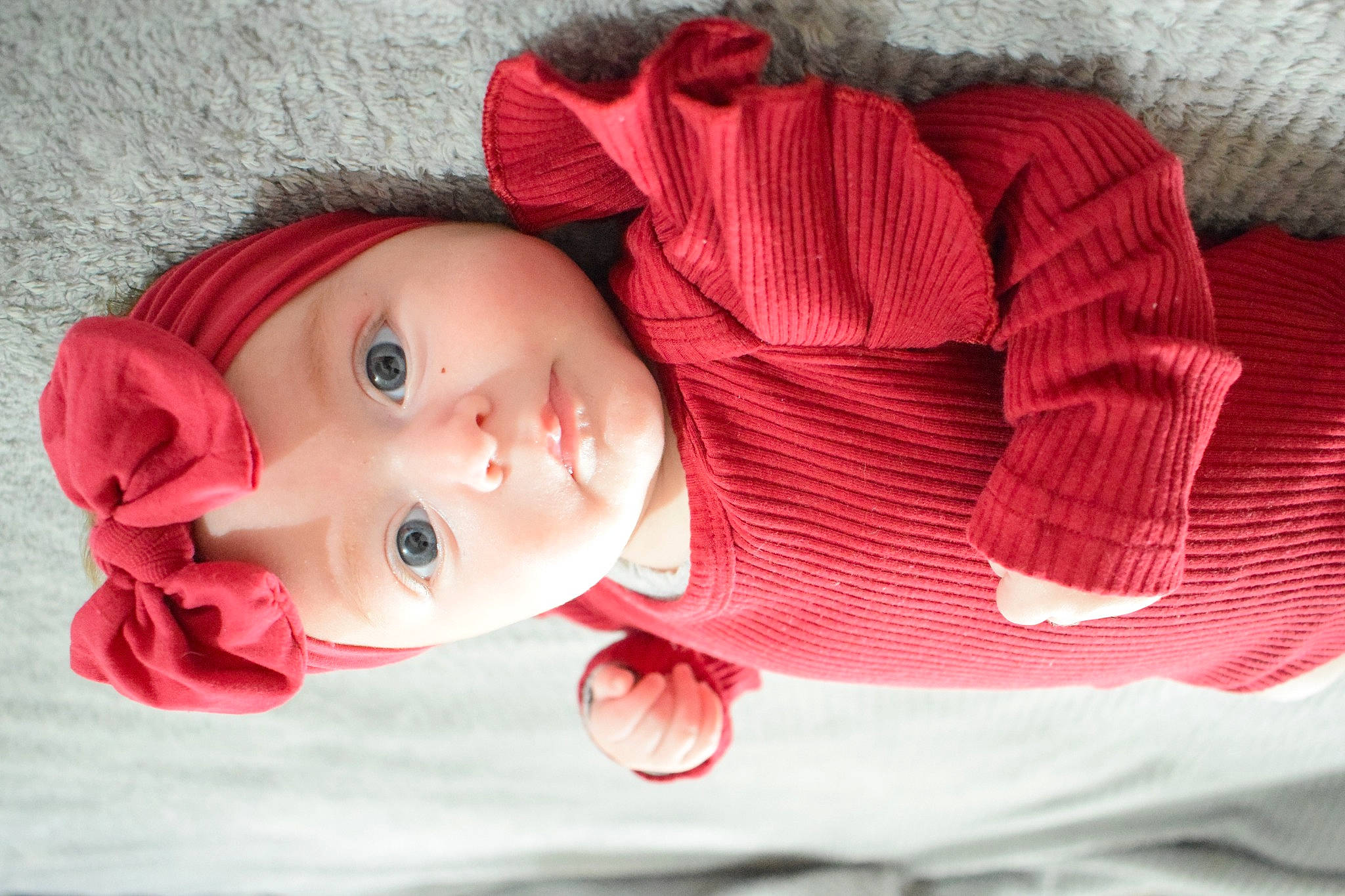 Mélona a rejoint le concours — aidez-le/la à gagner de superbes lots ! baby, baby_toddler_clothing, cheek, child, clothing, eye, face, hat, head, headgear, headwear, lip, nose, outerwear, pattern, person, pink, skin, sleeve, textile