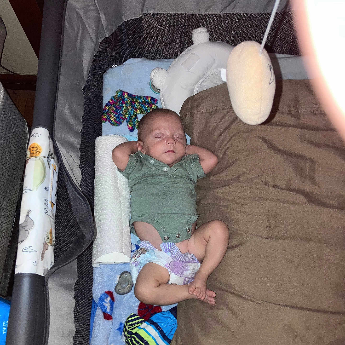 Zyzy is registered to the contest to win money with this photo: baby, bed, bedroom, couch, cradle, crib, cushion, diaper, face, furniture, head, homedecor, indoors, infantbed, newborn, person, photography, portrait, room, sleeping