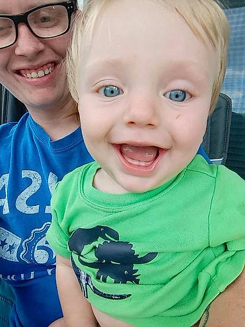 Raiden is registered to the contest to win money with this photo: baby, blue, cheek, child, chin, eye, face, facial_expression, fun, green, happy, head, joy, lip, nose, organ, people, person, skin, smile