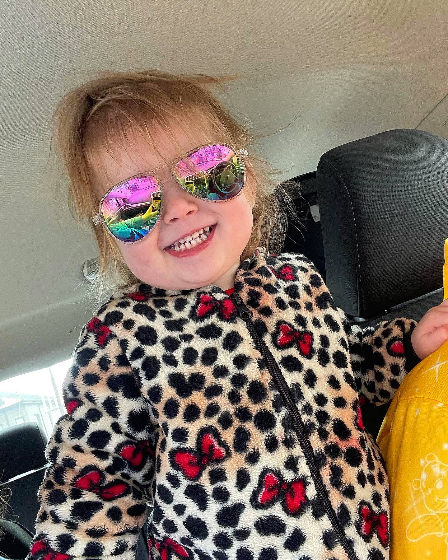 Avalynn is registered to the contest to win money with this photo: beauty, cool, eyewear, facial_expression, fashion_design, fun, goggles, hairstyle, happy, headgear, joy, magenta, pattern, person, pink, shoulder, sleeve, smile, street_fashion, textile