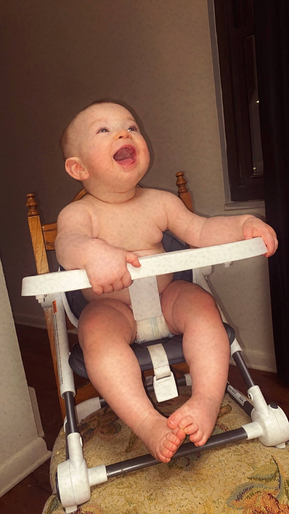 Jarad is registered to the contest to win money with this photo: baby, cheek, chest, elbow, finger, hairstyle, human_body, joint, knee, leg, mouth, muscle, person, shorts, shoulder, skin, smile, thigh, thumb, toddler