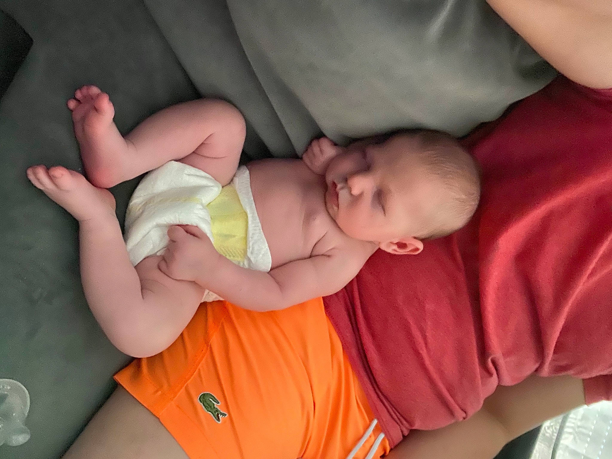 Charli participe au concours pour gagner de l'argent avec cette photo : abdomen, baby, baby_products, baby_toddler_clothing, cheek, chest, child, comfort, elbow, finger, leg, mouth, nail, person, product, skin, stomach, thigh, thumb, toddler