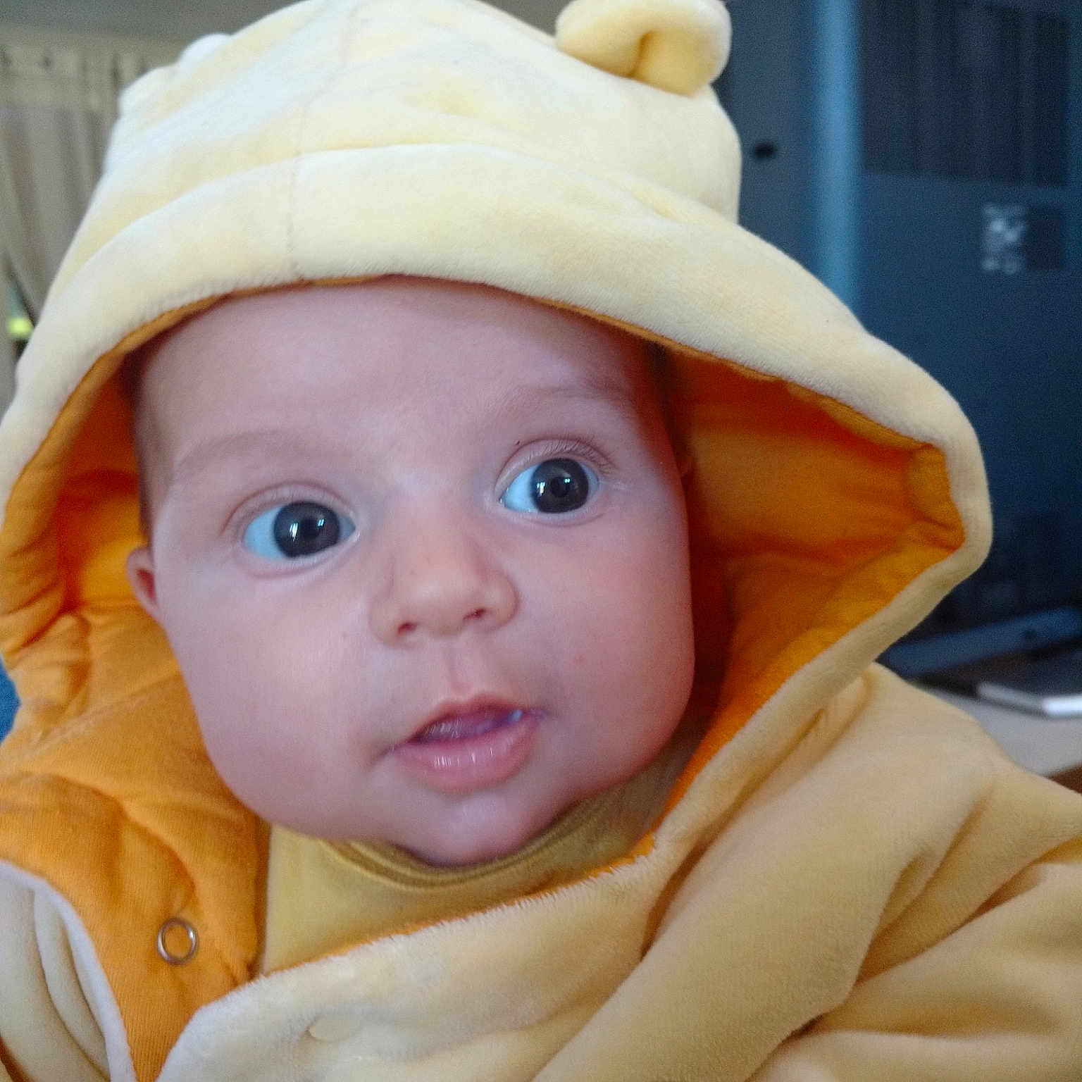 Romane participe au concours pour gagner de l'argent avec cette photo : cheek, child, face, head, headgear, headwear, infant, person, skin, toddler