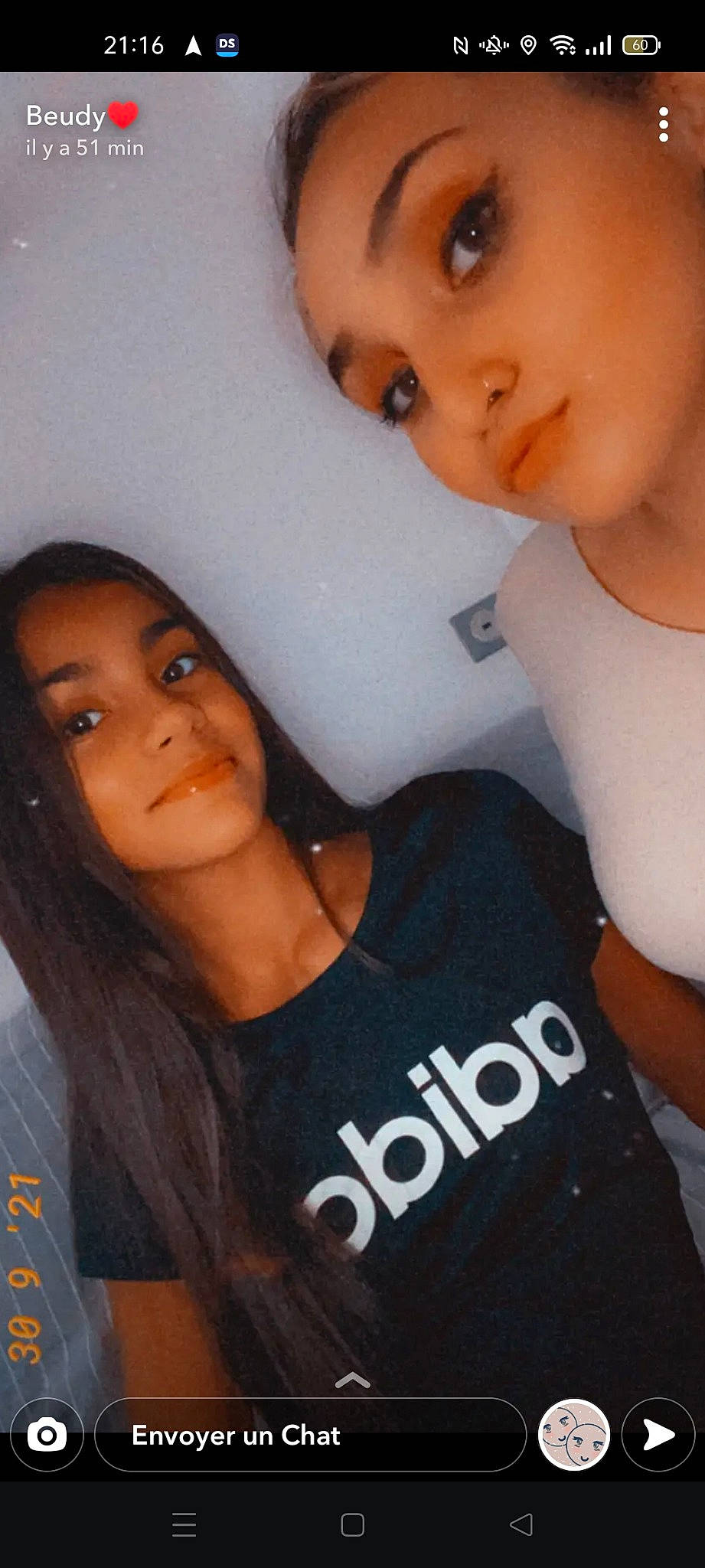 Jeanne participe au concours pour gagner de l'argent avec cette photo : cheek, chin, ear, eye, eyebrow, eyelash, facial_expression, forehead, jaw, joint, joy, lip, mouth, muscle, neck, nose, organ, person, product, shoulder