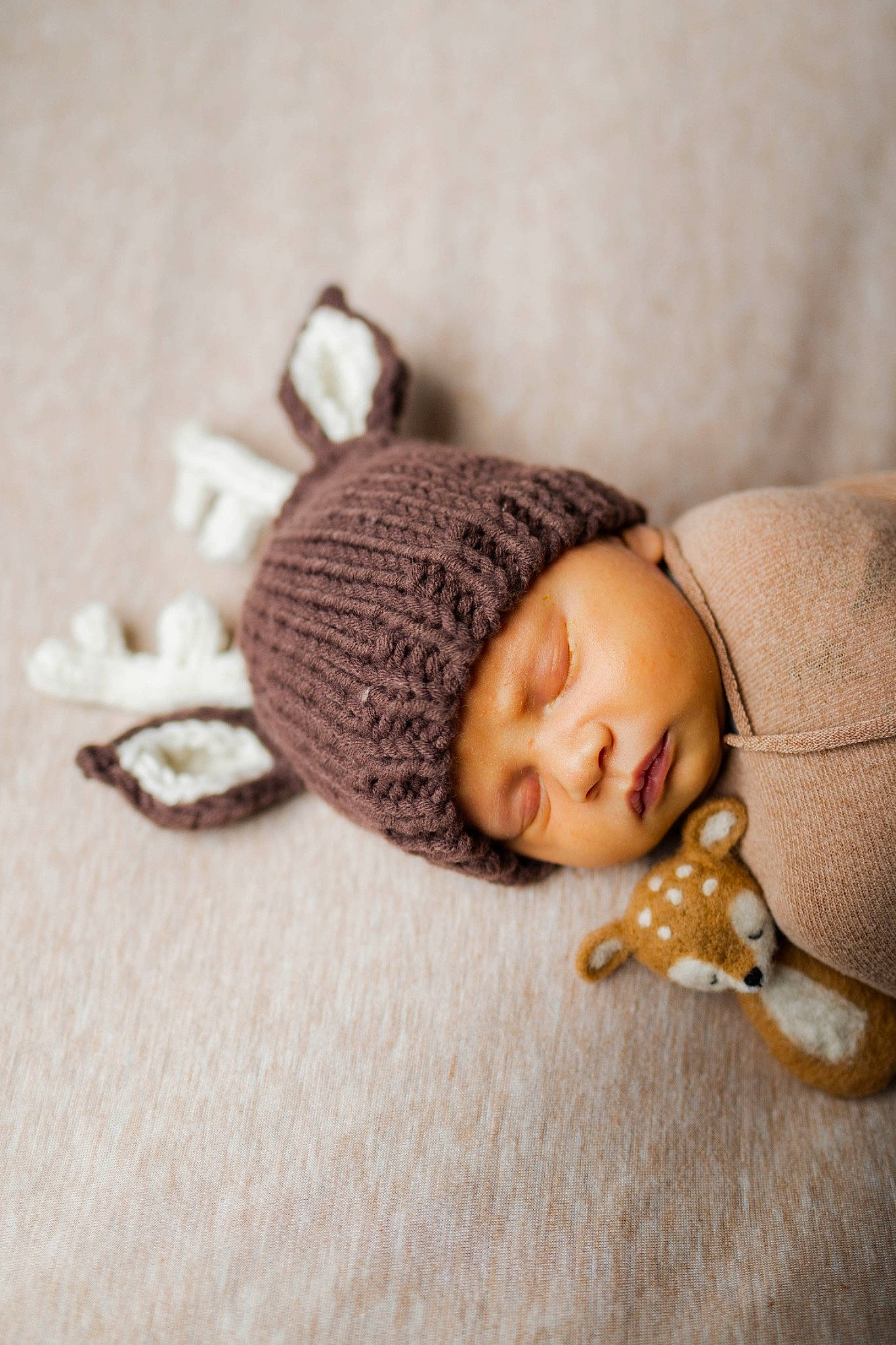 Ares joined the competition — help win amazing prizes! audio_equipment, cap, comfort, doll, eyelash, fashion_accessory, fawn, fur, gadget, grey, hair_accessory, hand, head, headpiece, headwear, jewellery, linens, person, thread, toy