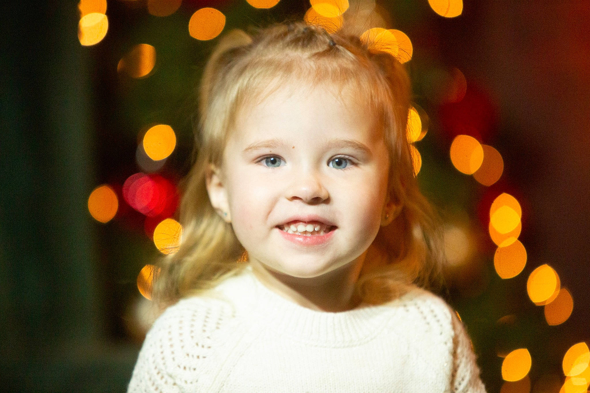 Isabelle joined the competition — help win amazing prizes! beauty, cheek, child, christmas_decoration, christmas_ornament, event, flash_photography, fun, happy, iris, joy, leaf, lip, ornament, people_in_nature, person, photograph, shortstraw_pine, sleeve, smile