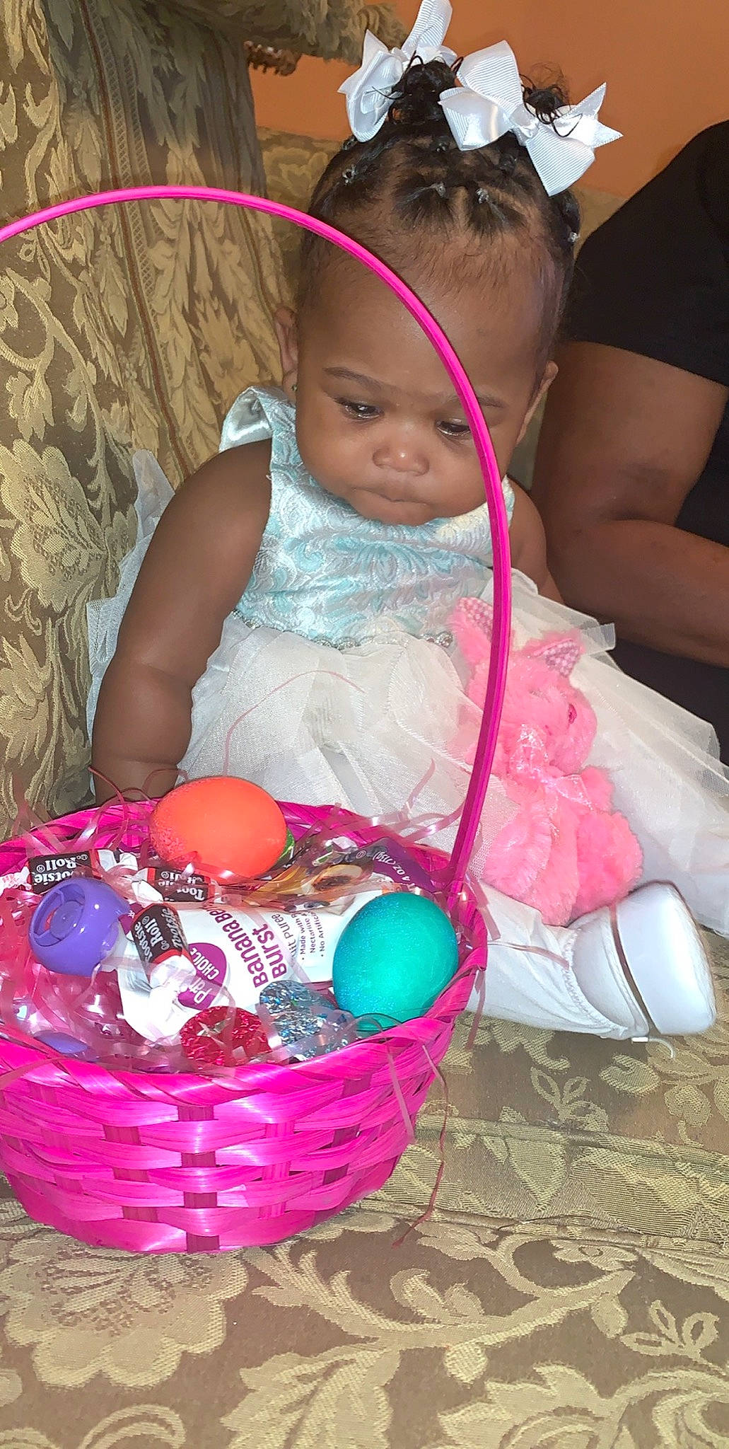 Ania is registered to the contest to win money with this photo: basket, child, easter, person, play, toddler