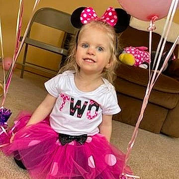 Josephine is registered to the contest to win money with this photo: baby_toddler_clothing, balloon, beauty, black, chair, child, fun, happy, joy, magenta, organ, person, photograph, pink, sleeve, smile, snapshot, sportswear, t_shirt, textile