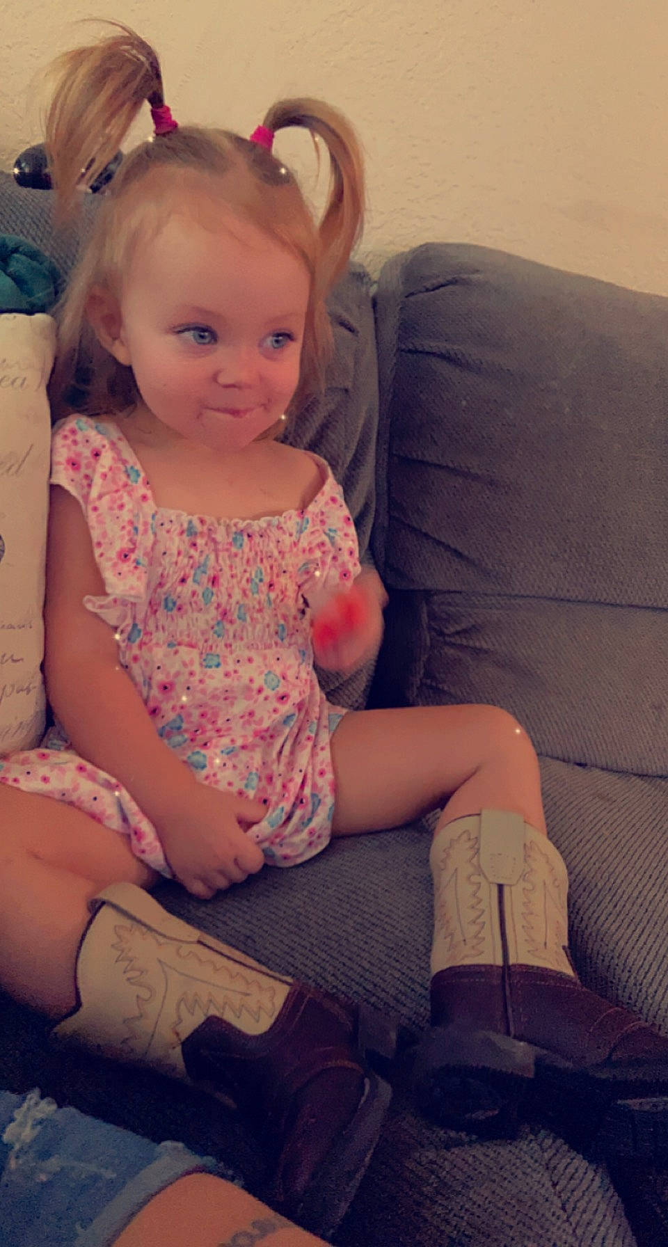 Delilah is registered to the contest to win money with this photo: baby_toddler_clothing, eye, facial_expression, hair, hairstyle, human_body, iris, joint, leg, lip, mouth, neck, organ, person, shoe, shoulder, skin, sleeve, smile, standing