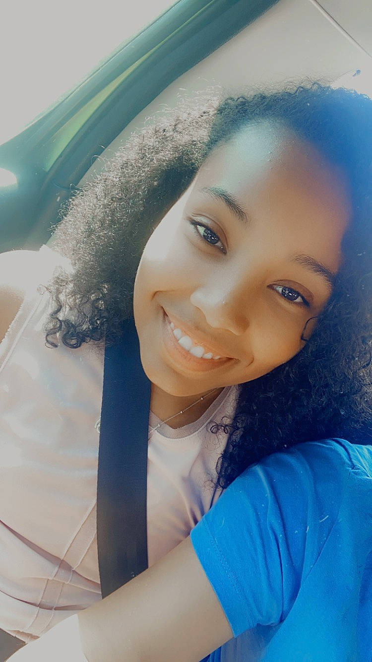 Olyana participe au concours pour gagner de l'argent avec cette photo : black_hair, child, chin, cool, electric_blue, eyebrow, flash_photography, fun, grass, happy, iris, joy, leisure, lip, long_hair, nose, person, selfie, skin, smile