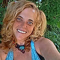 Tania L.