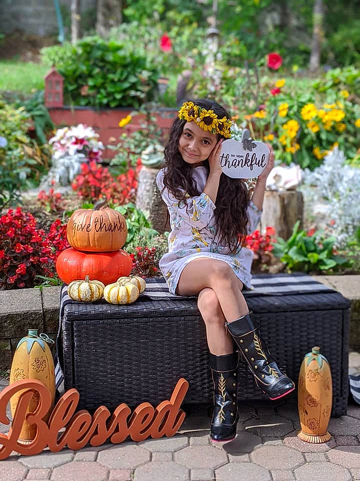Rosa joined the competition — help win amazing prizes! bag, boot, brown, calabaza, clothing, garden, gourd, headwear, human_leg, joy, knee, natural_foods, orange, person, produce, pumpkin, shrub, spring, squash, street_fashion