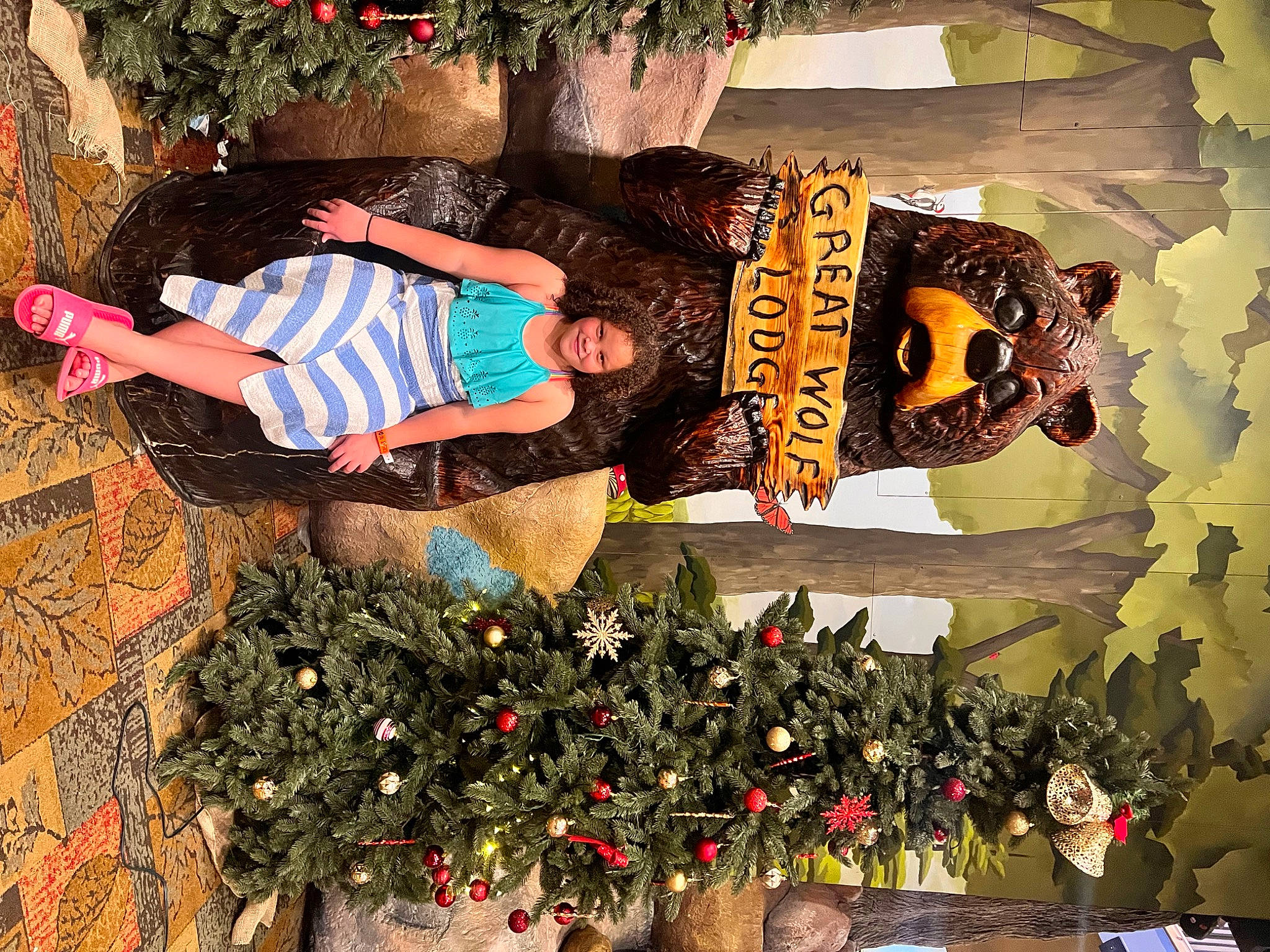 Jazmine is registered to the contest to win money with this photo: carmine, event, floral_design, fun, happy, hat, holiday, joy, leaf, pattern, people, person, photograph, plant, shorts, snapshot, toddler, tradition, tree, visual_arts