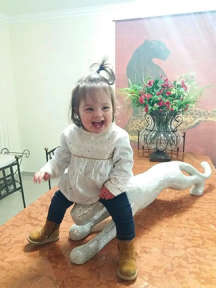 Estrela Marina participe au concours pour gagner de l'argent avec cette photo : child, girl, joy, person, play, product, stuffed_toy, textile, toddler, toy, vertebrate