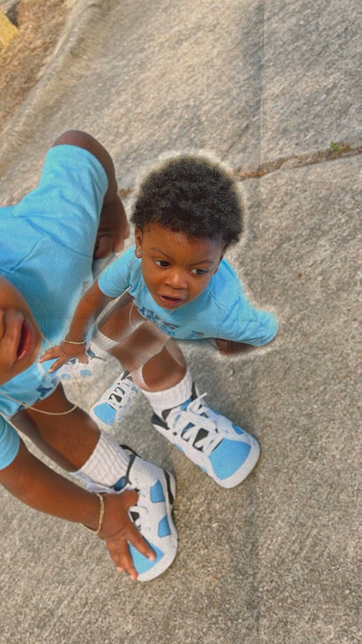 Khamari joined the competition — help win amazing prizes! arm, baby, baby_toddler_clothing, child, eye, finger, foot, fun, grass, hand, happy, head, leisure, people_in_nature, person, recreation, sitting, sunglasses, thigh, toddler