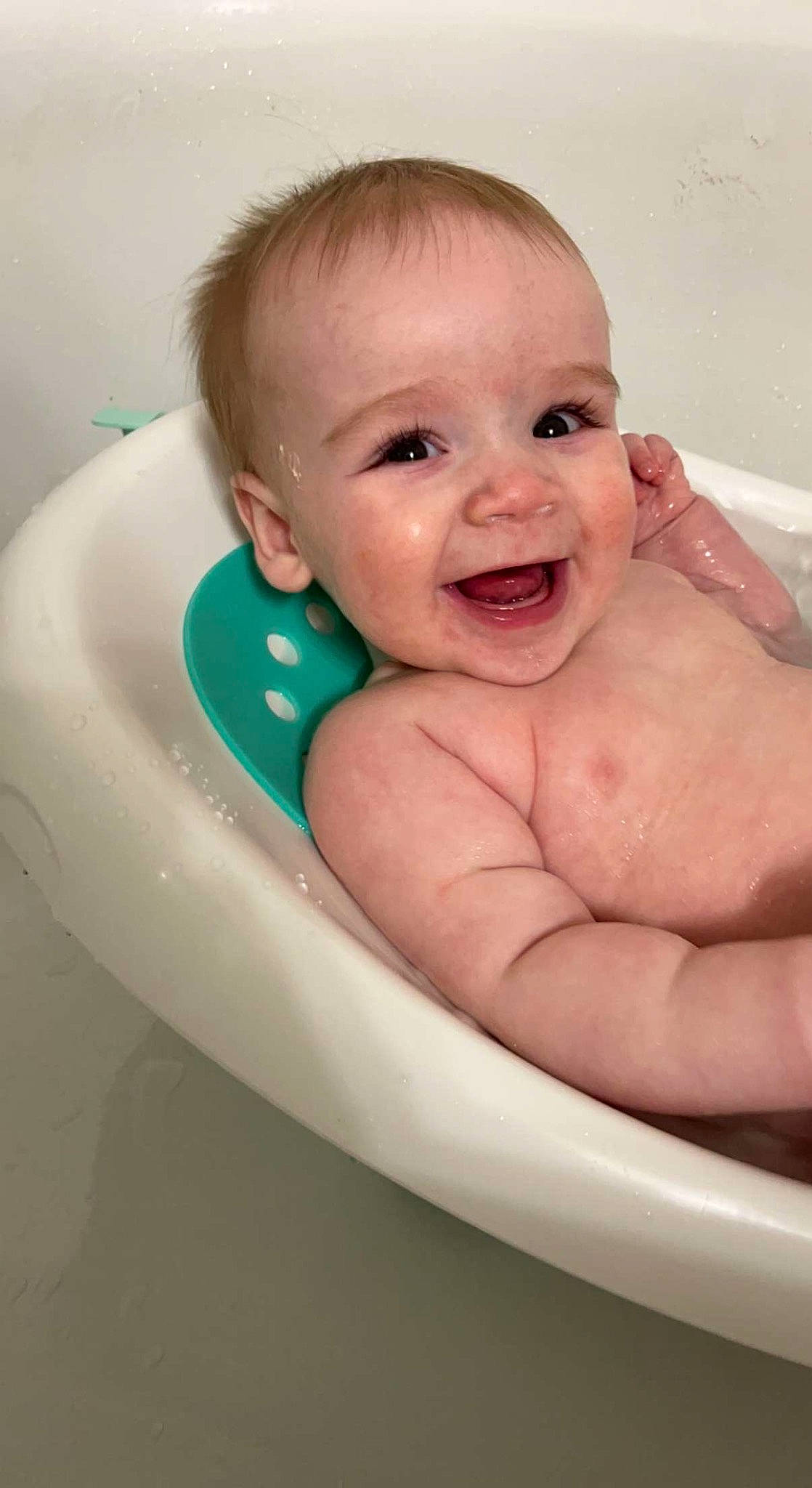 Ryder is registered to the contest to win money with this photo: baby, baby_bathing, bathing, bathroom, bathtub, cheek, chest, child, eye, fluid, fun, happy, person, plumbing, plumbing_fixture, product, smile, stomach, thumb, toddler