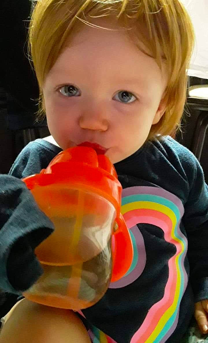 Olivette is registered to the contest to win money with this photo: child, drinking, lip, mouth, person, play, toddler