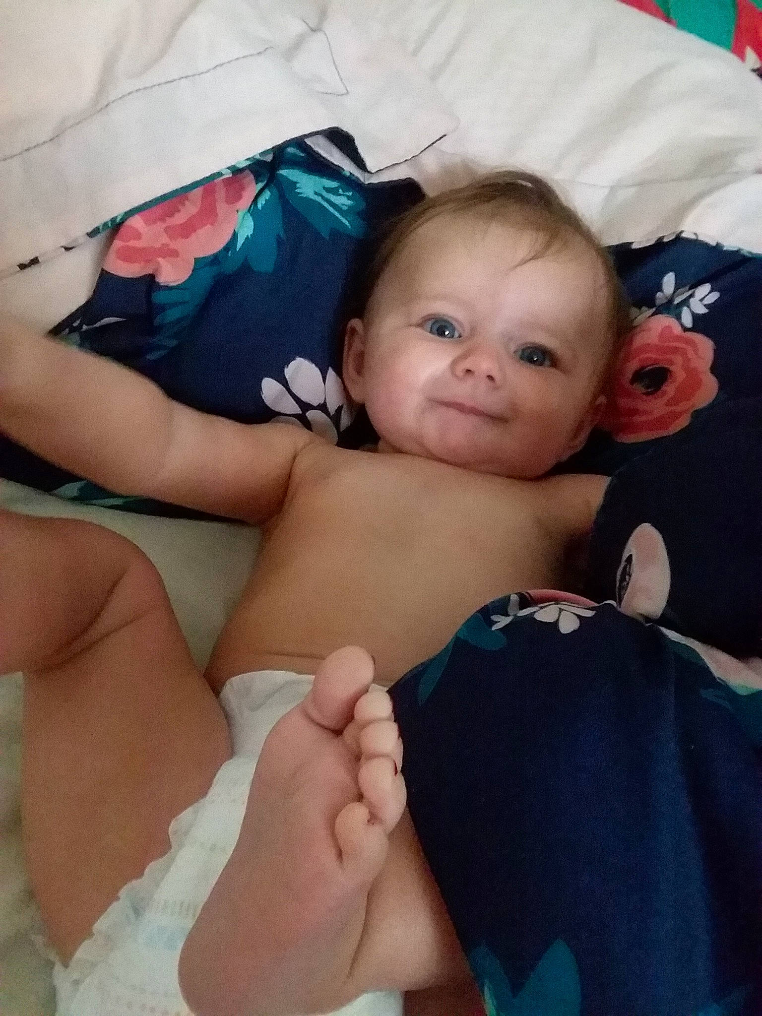 Amethyst is registered to the contest to win money with this photo: baby, cheek, child, finger, hand, leg, person, skin, sole, thumb, toddler