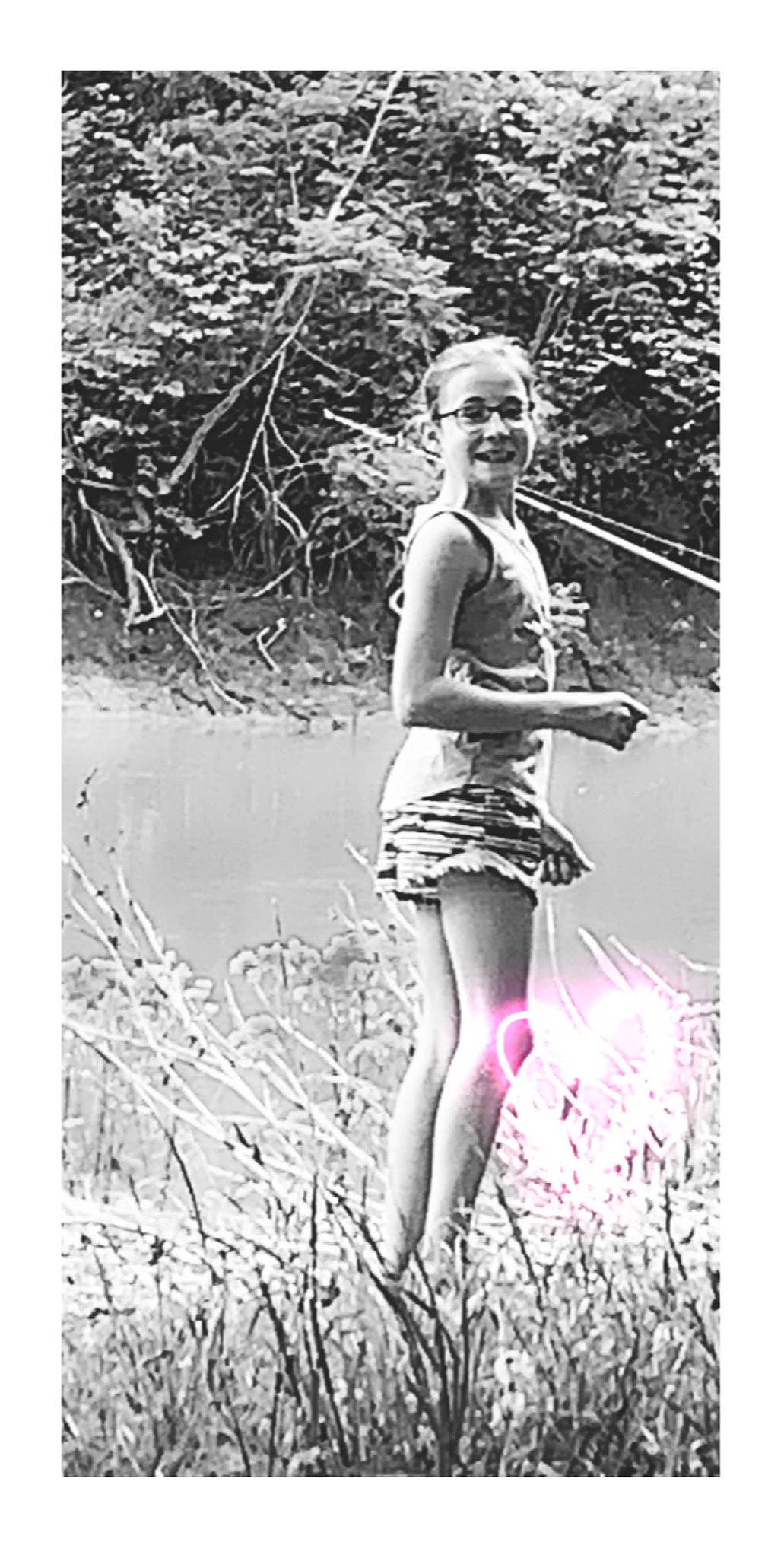 Kenzi is registered to the contest to win money with this photo: beauty, black_and_white, dress, monochrome, monochrome_photography, person, photo_shoot, photograph, photography, plant, snapshot, stock_photography, style, tree, vintage_clothing, water