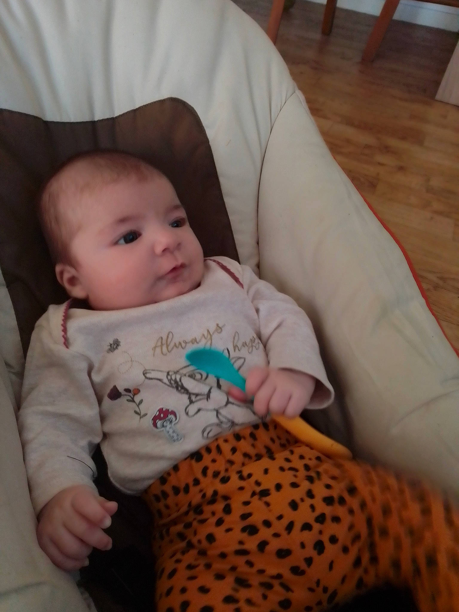 Zoé a rejoint le concours — aidez-le/la à gagner de superbes lots ! baby, cheek, child, eye, head, person, skin, toddler