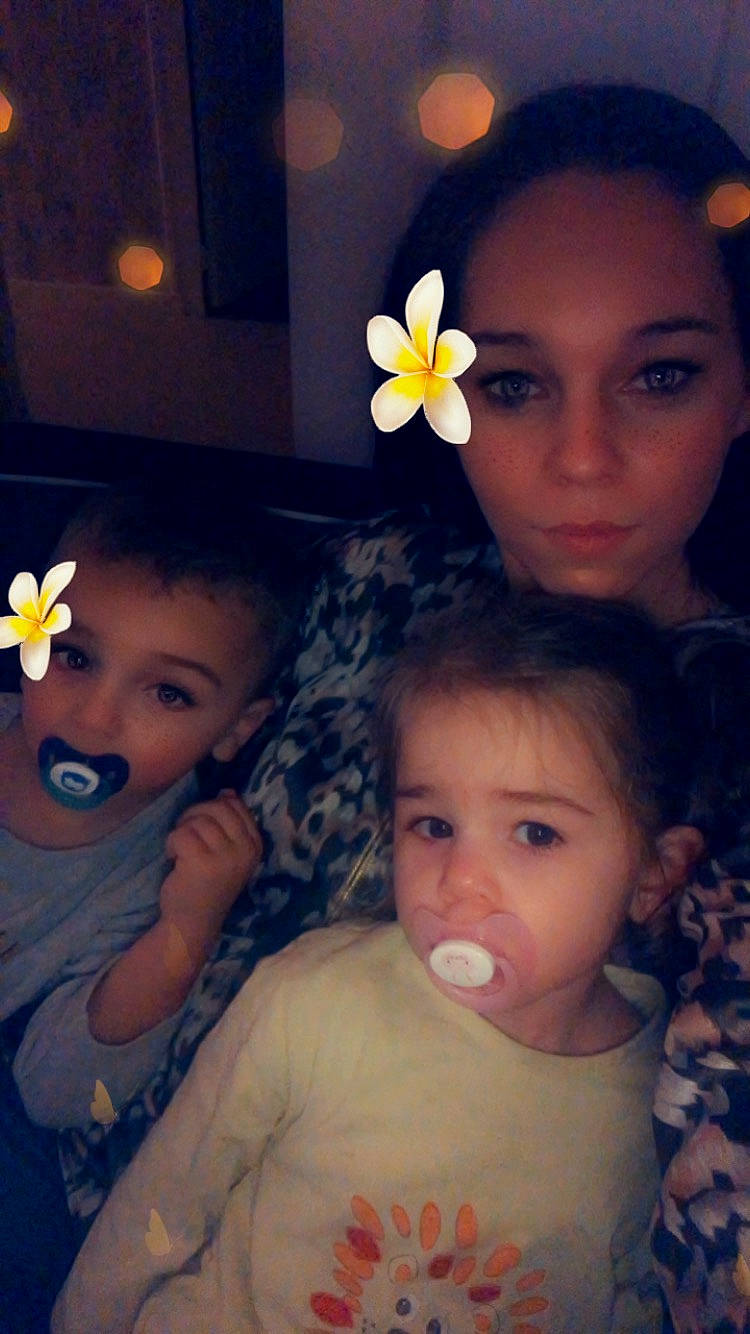 Maélïa participe au concours pour gagner de l'argent avec cette photo : baby, beauty, black_hair, cheek, child, eye, face, flower, fun, happy, head, nose, person, photography, plant, selfie, skin, sky, smile, toddler