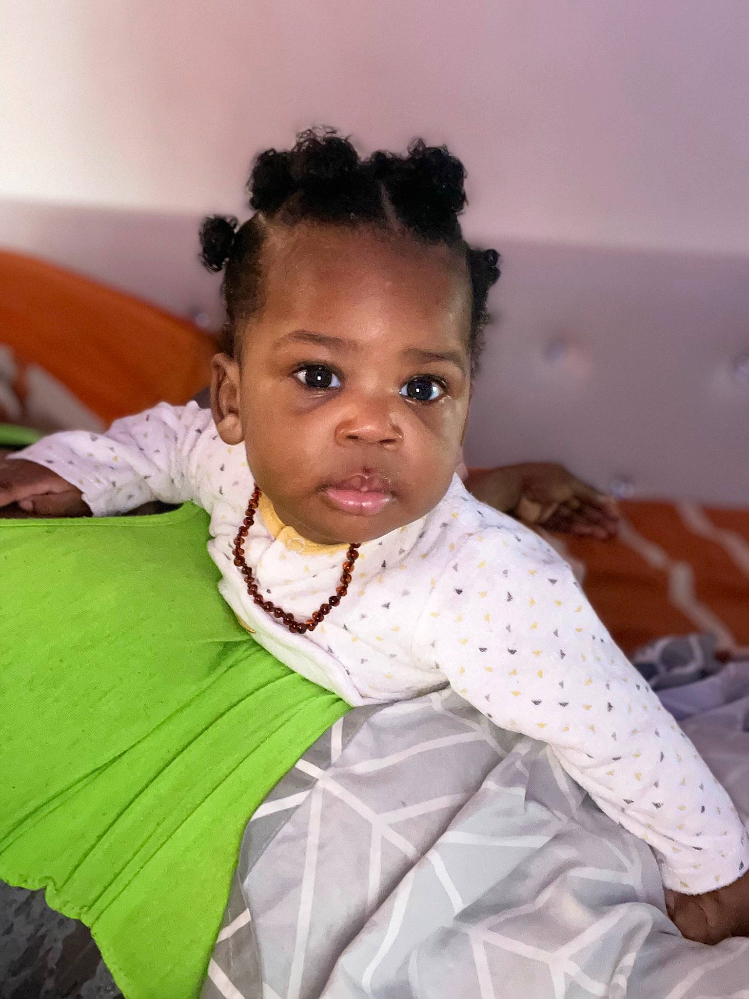 Naësha a rejoint le concours — aidez-le/la à gagner de superbes lots ! baby, baby_toddler_clothing, black_hair, cheek, child, chin, comfort, dress, eyelash, flash_photography, formal_wear, fun, hair, happy, head, iris, nose, person, skin, sleeve