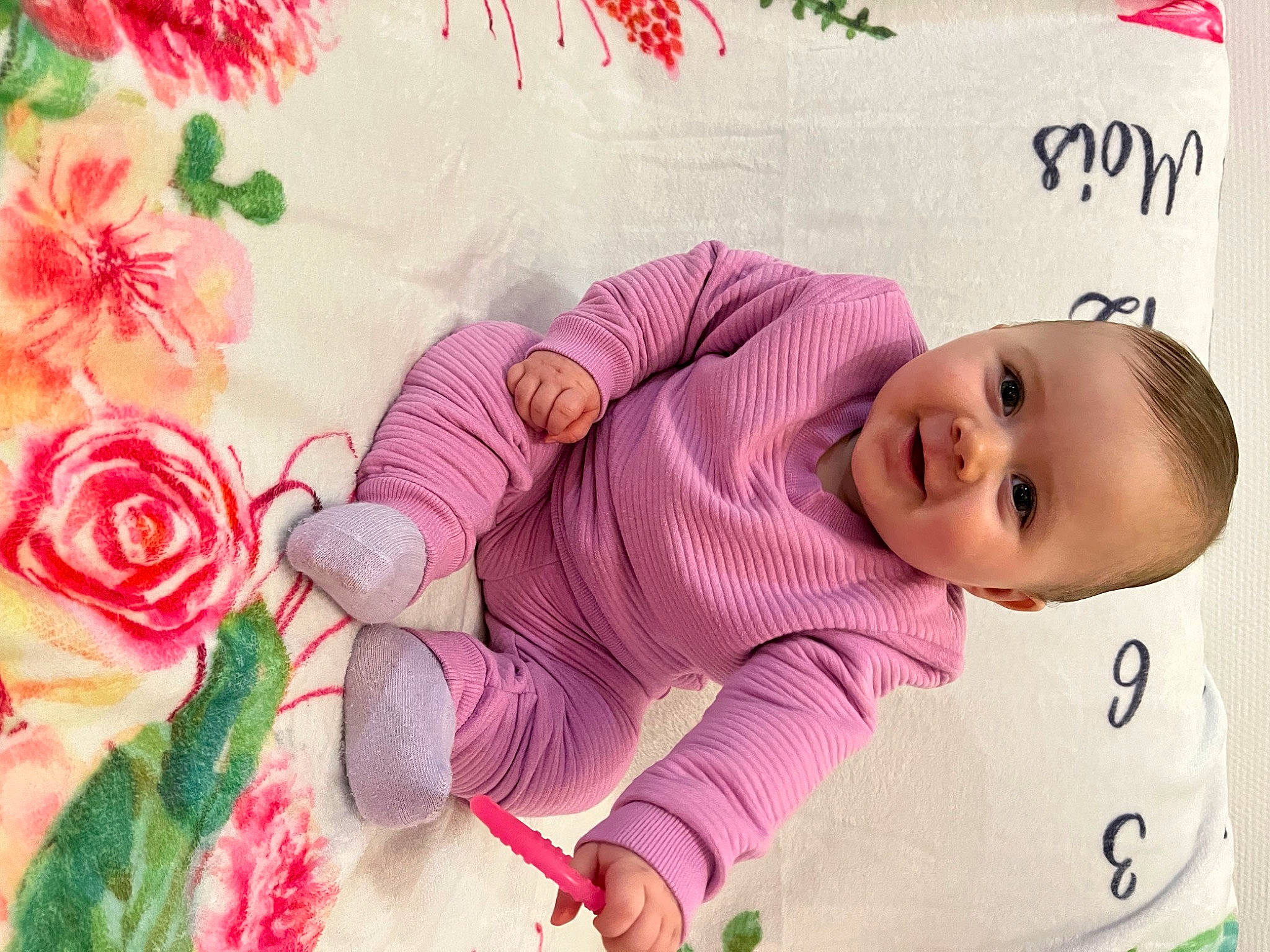 Rose participe au concours pour gagner de l'argent avec cette photo : baby, baby_toddler_clothing, cheek, child, flower, happy, hybrid_tea_rose, illustration, joy, linens, magenta, pattern, person, petal, pink, plant, rose, skin, sleeve, smile