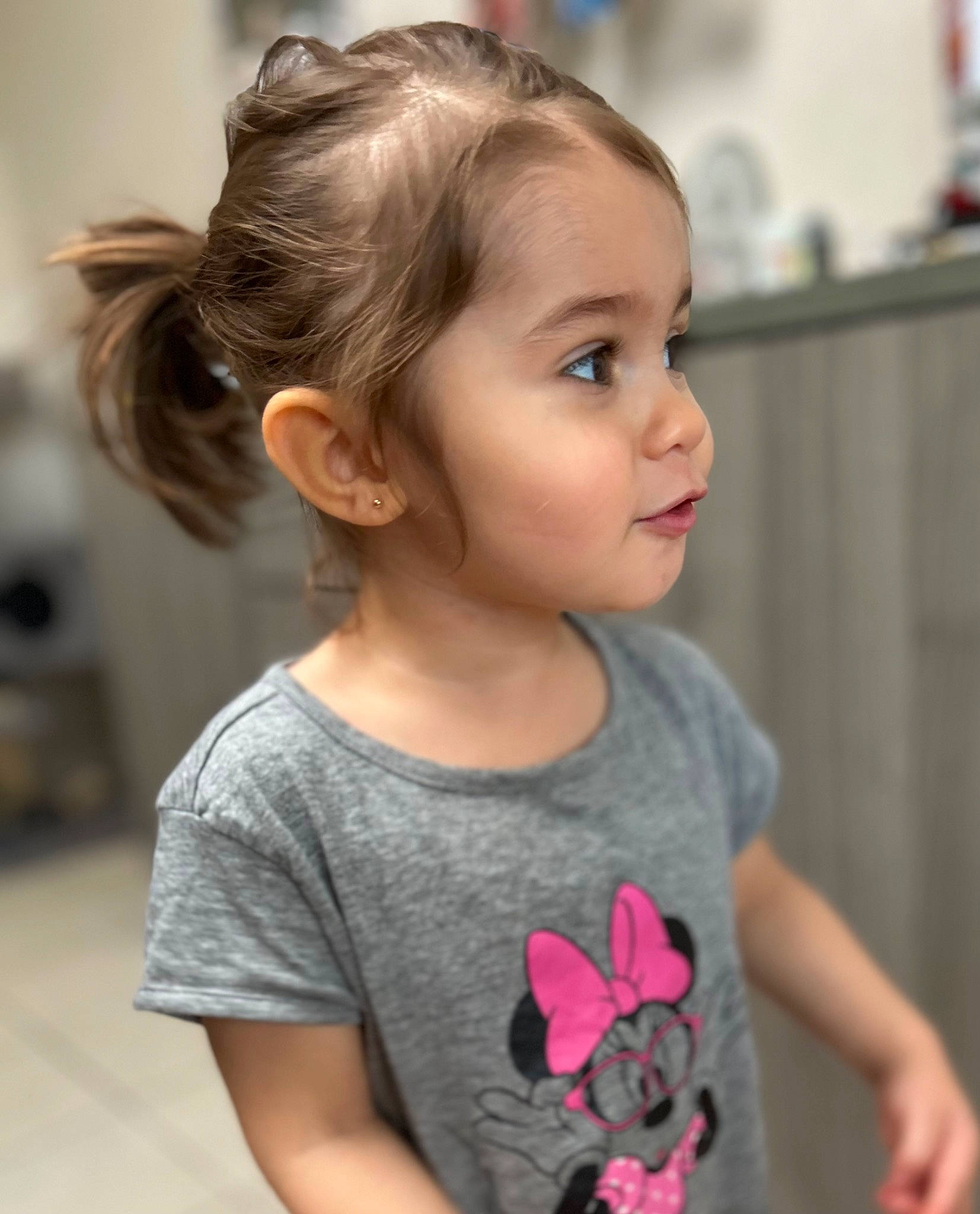 Zaëlya participe au concours pour gagner de l'argent avec cette photo : beauty, bun, cheek, child, ear, eyelash, hair, hairstyle, happy, head, iris, joint, mammal, neck, people, person, plant, shoulder, skin, sleeve