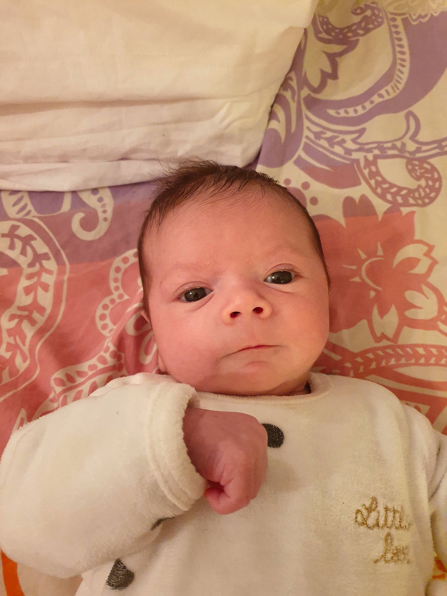 Ethan participe au concours pour gagner de l'argent avec cette photo : baby, cheek, child, eye, face, forehead, head, nose, person, pink, skin, toddler