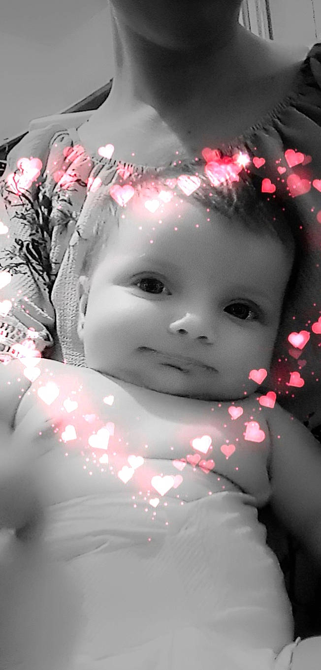 Irina a rejoint le concours — aidez-le/la à gagner de superbes lots ! baby_toddler_clothing, beauty, black_hair, cheek, eye, eyebrow, eyelash, face, flash_photography, happy, head, headgear, iris, joy, lip, magenta, pattern, person, petal, pink