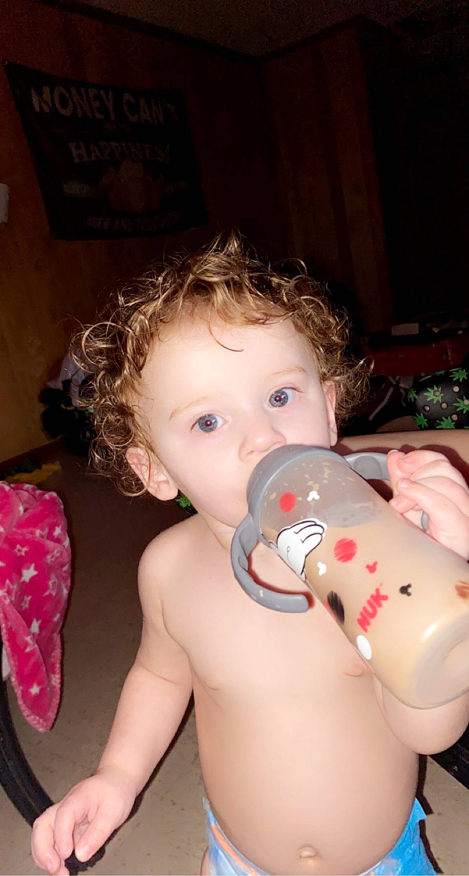 Jaylen is registered to the contest to win money with this photo: arm, baby, baby_bottle, cheek, chin, ear, eye, eyelash, facial_expression, hair, hairstyle, hand, head, human_body, lip, mouth, neck, nose, organ, person