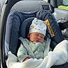 Axel a rejoint le concours — aidez-le/la à gagner de superbes lots ! baby, car_seat, blanket, hat, sleeping, infant, car_interior, seatbelt, child, cozy, cute, window, road, safety, transportation, clothing, soft, peaceful, newborn, car