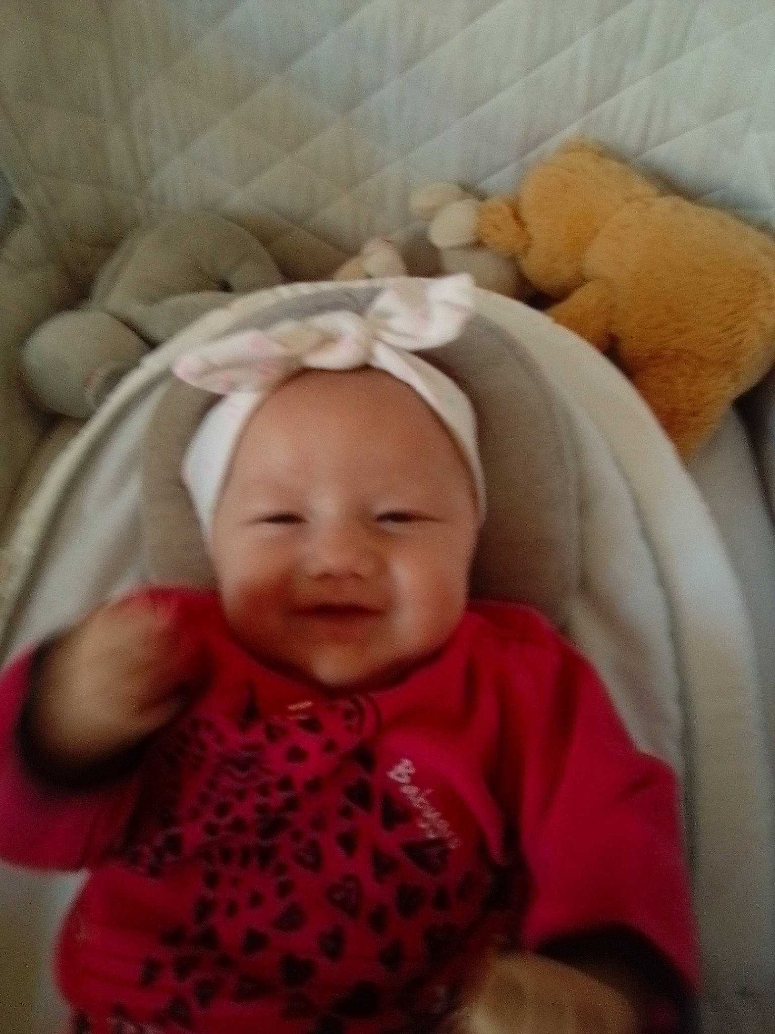 Salomée participe au concours pour gagner de l'argent avec cette photo : baby, baby_sleeping, bedtime, cheek, child, ear, face, head, headgear, headwear, nose, person, skin, smile, toddler