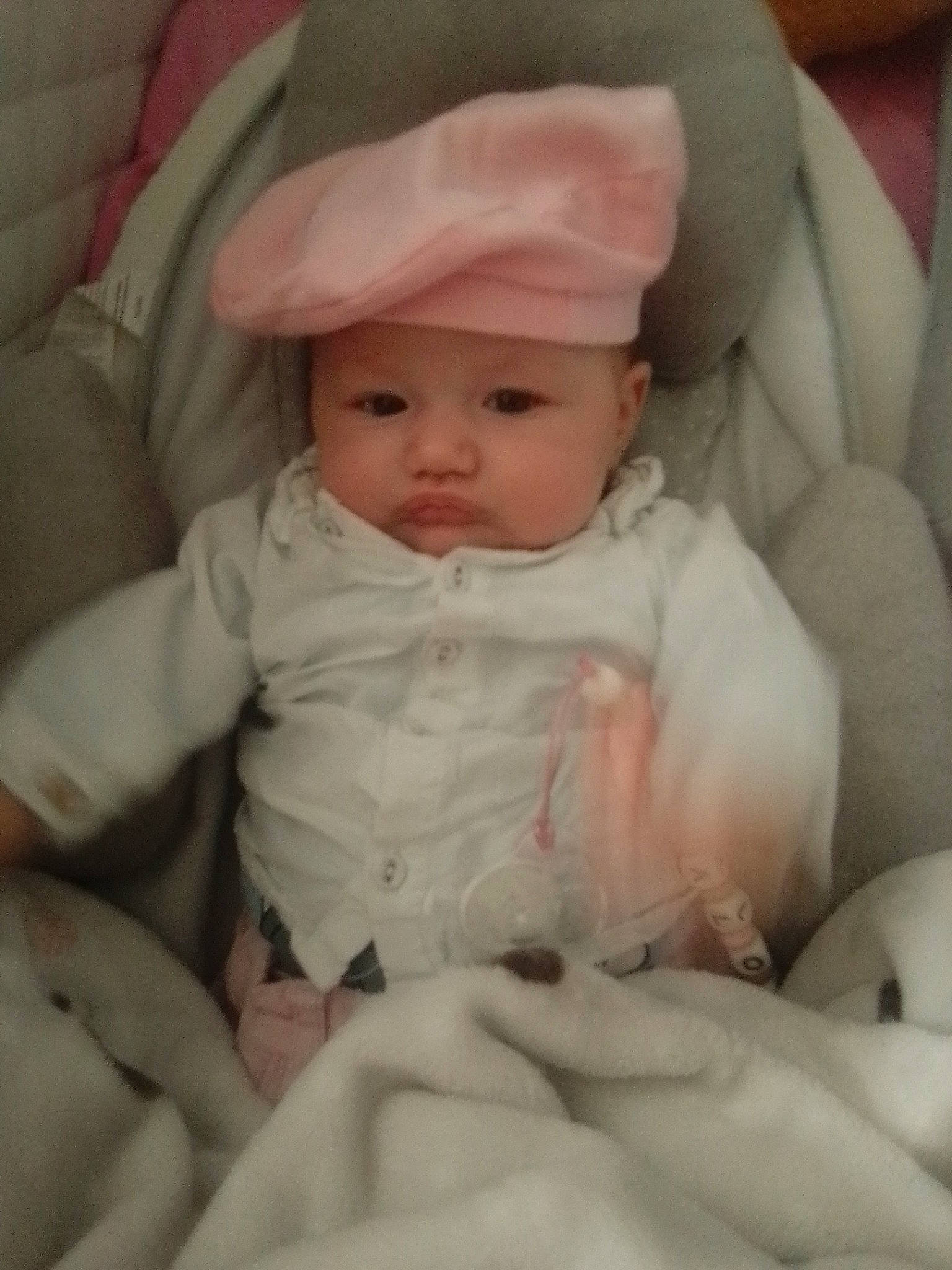 Salomée a rejoint le concours — aidez-le/la à gagner de superbes lots ! baby, cheek, child, eye, face, head, headwear, person, skin, toddler