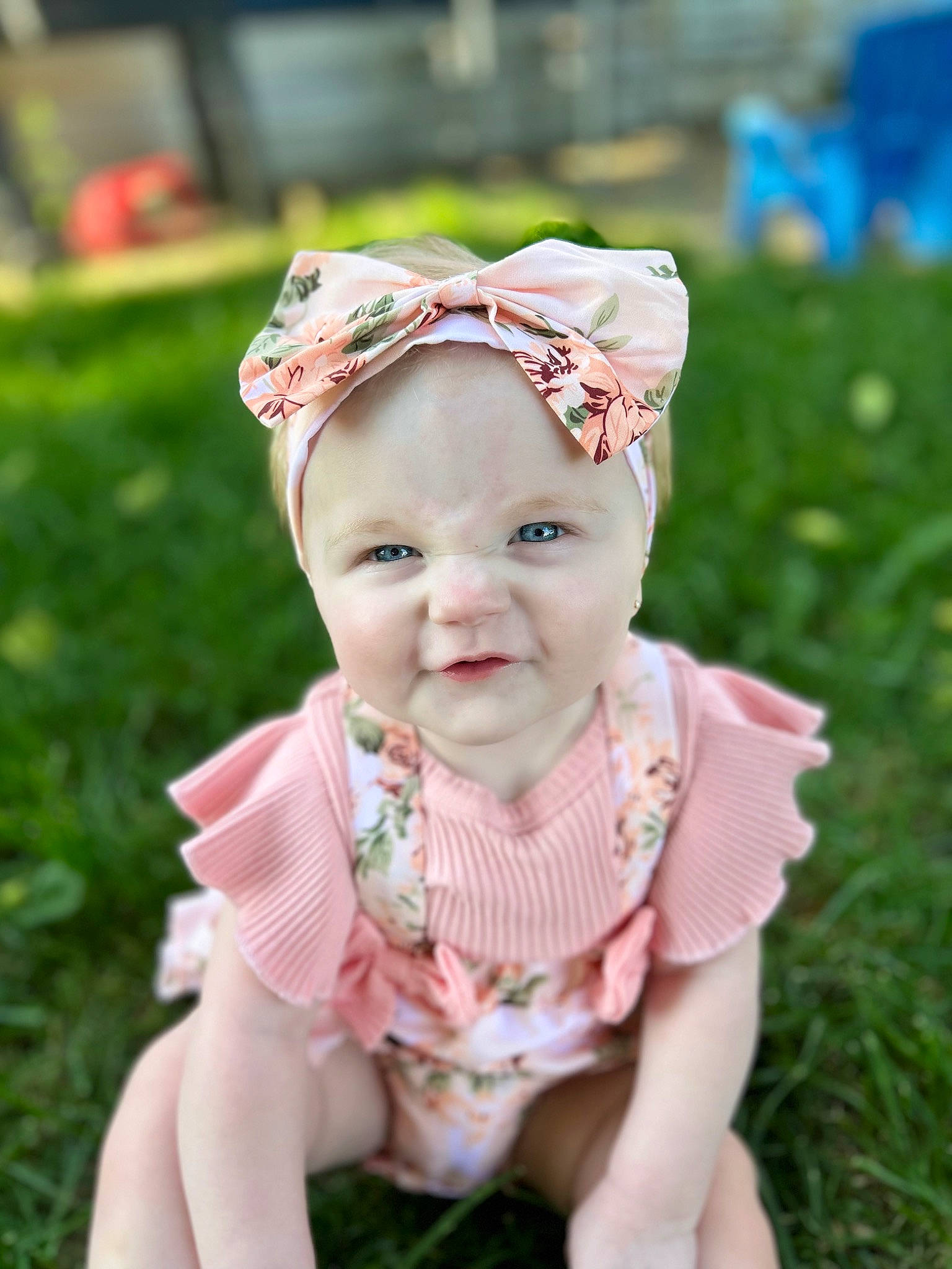 Lavaeh is registered to the contest to win money with this photo: baby, baby_toddler_clothing, child, embellishment, eye, flash_photography, fun, grass, hair_accessory, happy, headband, headgear, headpiece, iris, jewellery, lip, person, pink, plant, smile