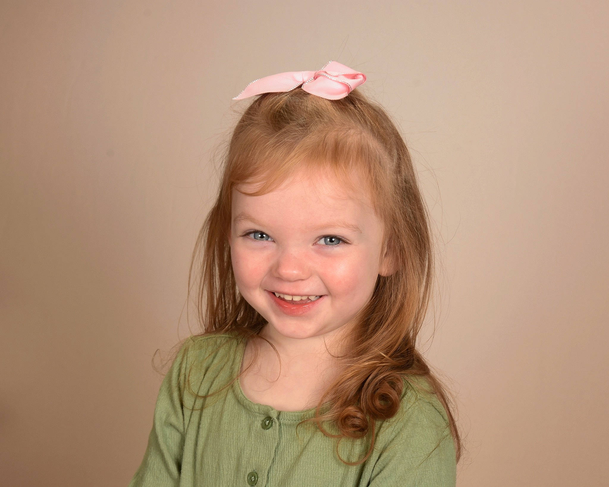 Peyton is registered to the contest to win money with this photo: blond, cheek, chin, clothing, eyebrow, eyelash, fun, happy, headband, headpiece, human_body, iris, joy, lip, long_hair, neck, person, shoulder, skin, sleeve