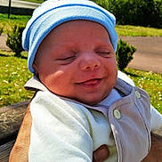 Deniz a rejoint le concours — aidez-le/la à gagner de superbes lots !