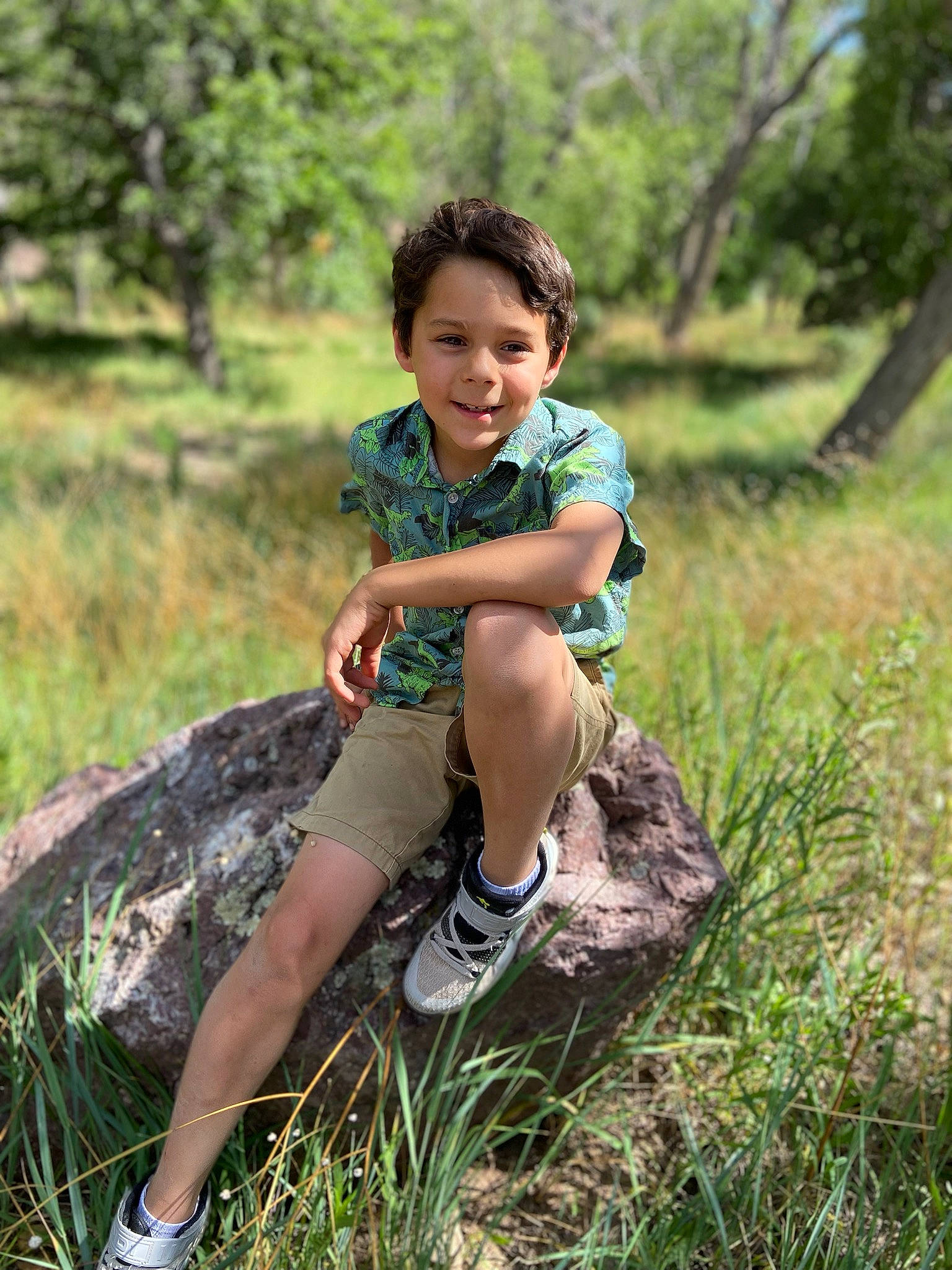 Franklin is registered to the contest to win money with this photo: fun, grass, grass_family, grassland, happy, human_leg, joy, knee, landscape, leg, leisure, people_in_nature, person, plant, shoe, shorts, smile, sneakers, t_shirt, thigh