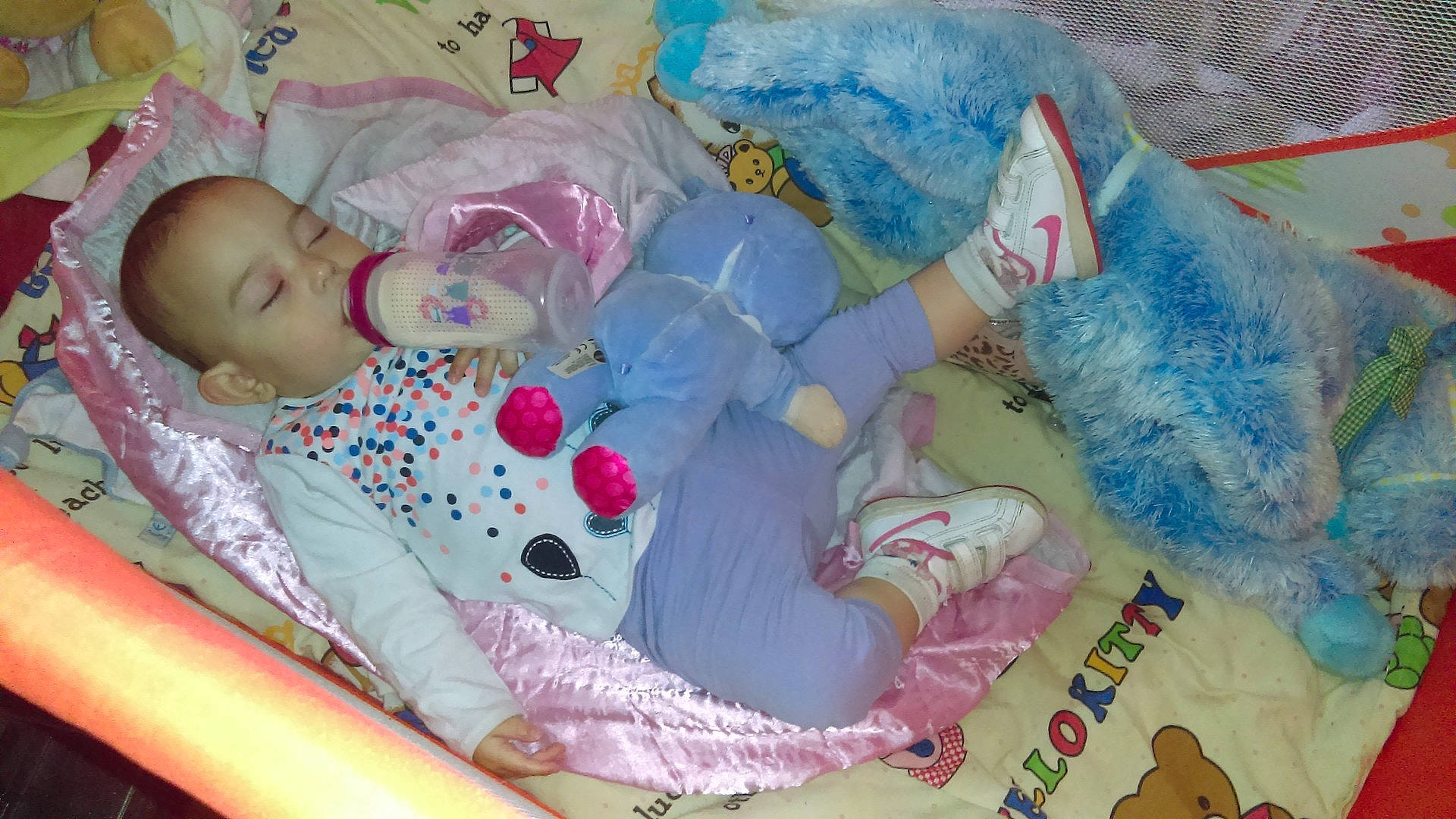 Loana a rejoint le concours — aidez-le/la à gagner de superbes lots ! bedtime, child, infant, play, product, textile, toy