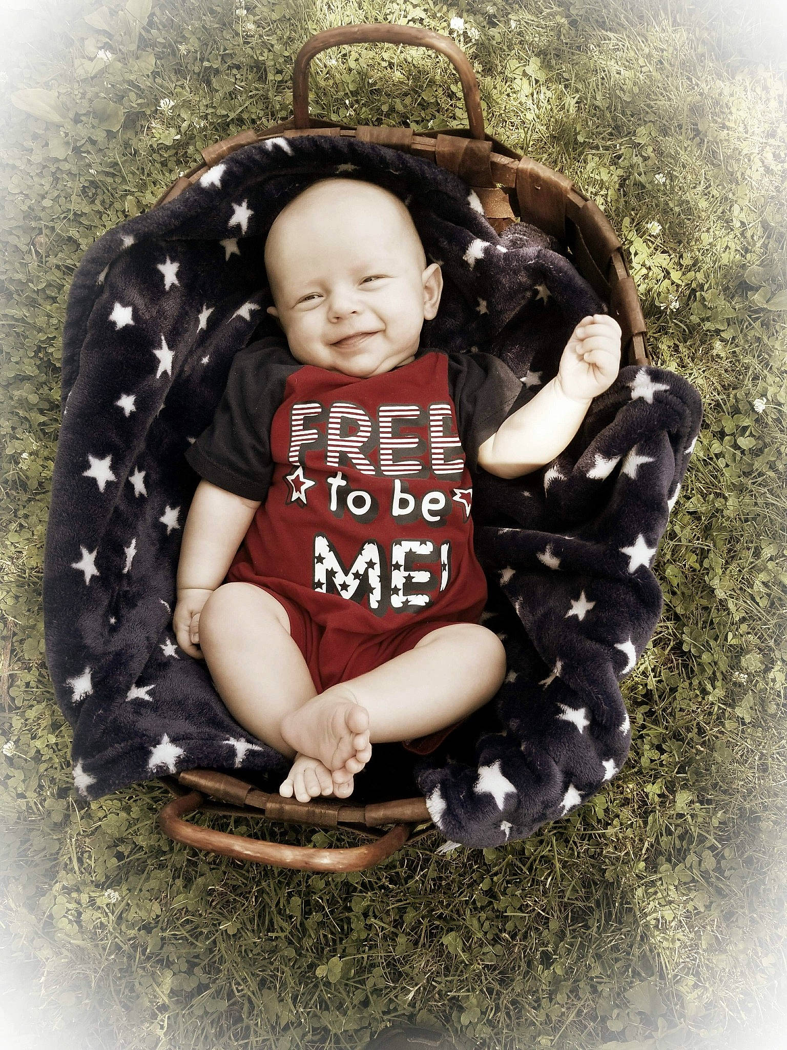 Karson is registered to the contest to win money with this photo: black_hair, child, child_model, circle, joy, person, photography, sitting, smile, toddler, tree