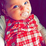 Billie is registered to the contest to win money with this photo: