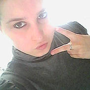 Celine a rejoint le concours — aidez-le/la à gagner de superbes lots !