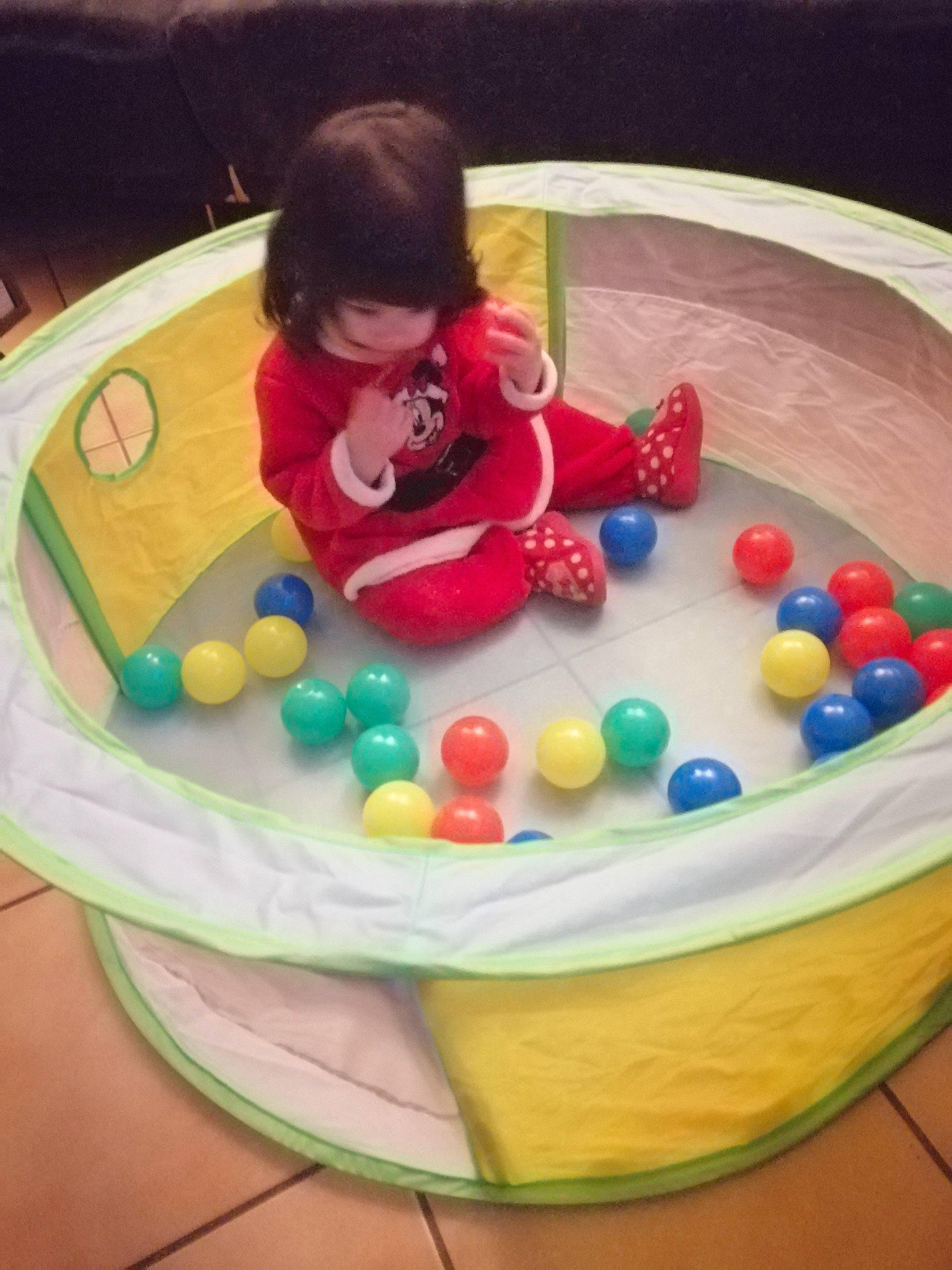 Cléa participe au concours pour gagner de l'argent avec cette photo : baby, baby_products, baked_goods, bathing, cake, cake_decorating, circle, cuisine, dessert, food, fun, games, grass, leisure, person, product, recreation, sugar_cake, sweetness, toddler