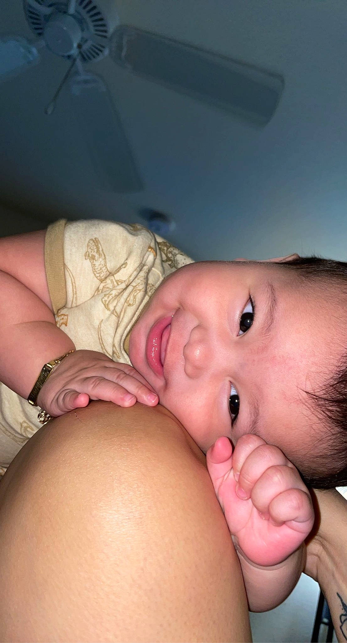 Damien is registered to the contest to win money with this photo: arm, baby, cheek, chest, comfort, eyelash, finger, gesture, hand, human_body, joint, leg, lip, mouth, muscle, neck, nose, person, skin, stomach