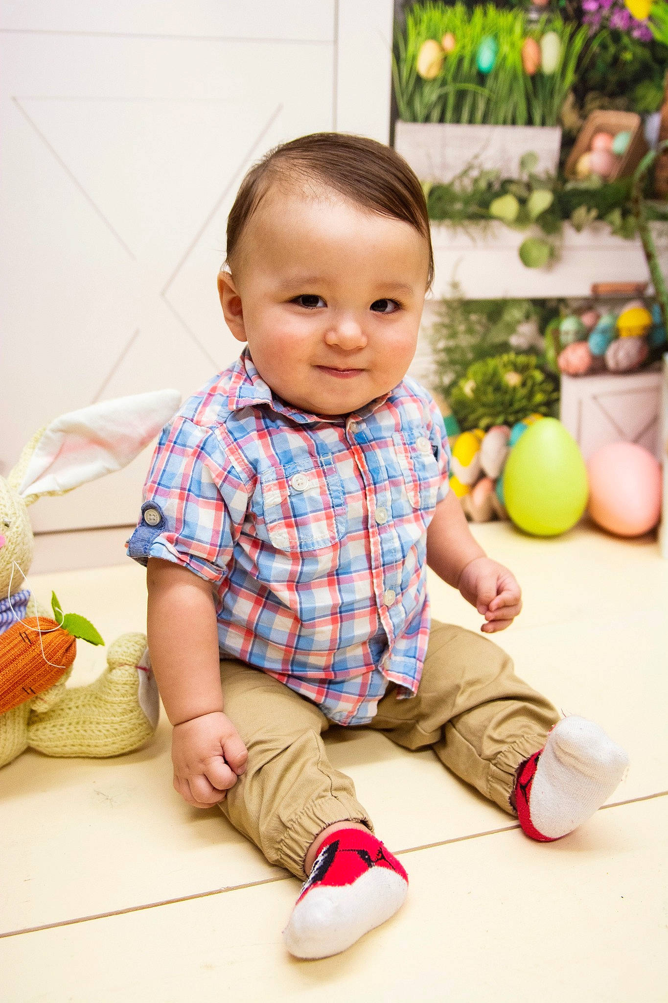 Aaden is registered to the contest to win money with this photo: baby, baby_playing_with_toys, beauty, child, footwear, person, play, sitting, toddler, yellow