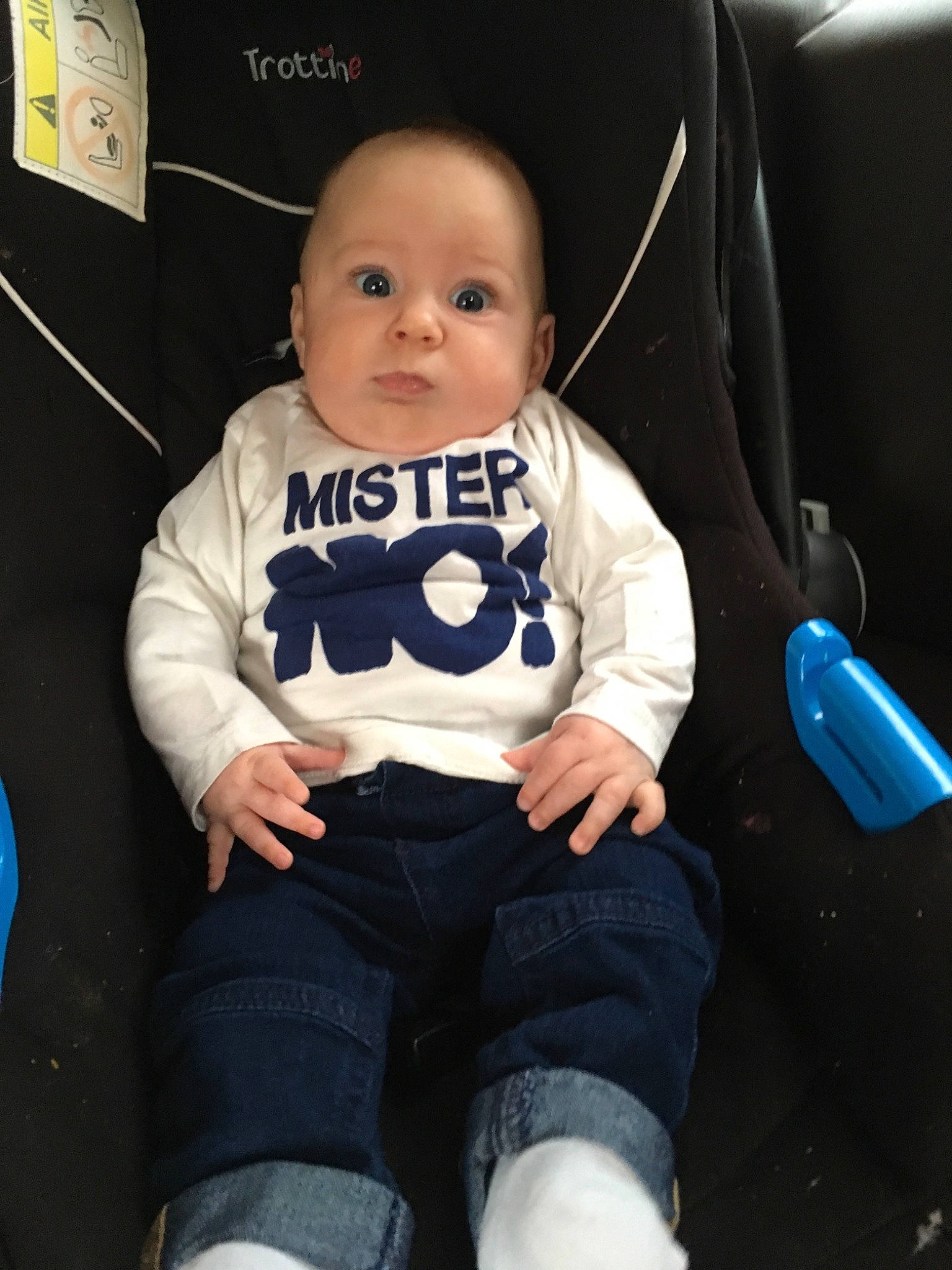 Deven participe au concours pour gagner de l'argent avec cette photo : baby, baby_carriage, baby_products, car_seat, cheek, child, cool, jeans, leg, person, product, shoe, sitting, skin, sleeve, t_shirt, toddler