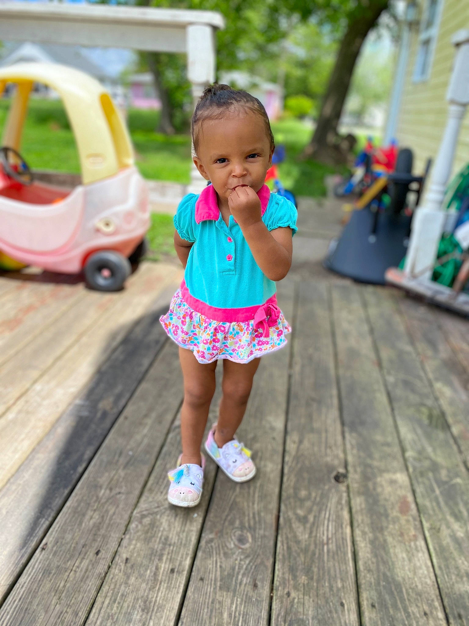 Harmonie is registered to the contest to win money with this photo: baby, beauty, child, fun, green, happy, leisure, person, photography, pink, play, recreation, snapshot, summer, toddler, vacation, walking, yellow