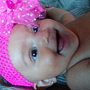 Aryia is registered to the contest to win money with this photo: